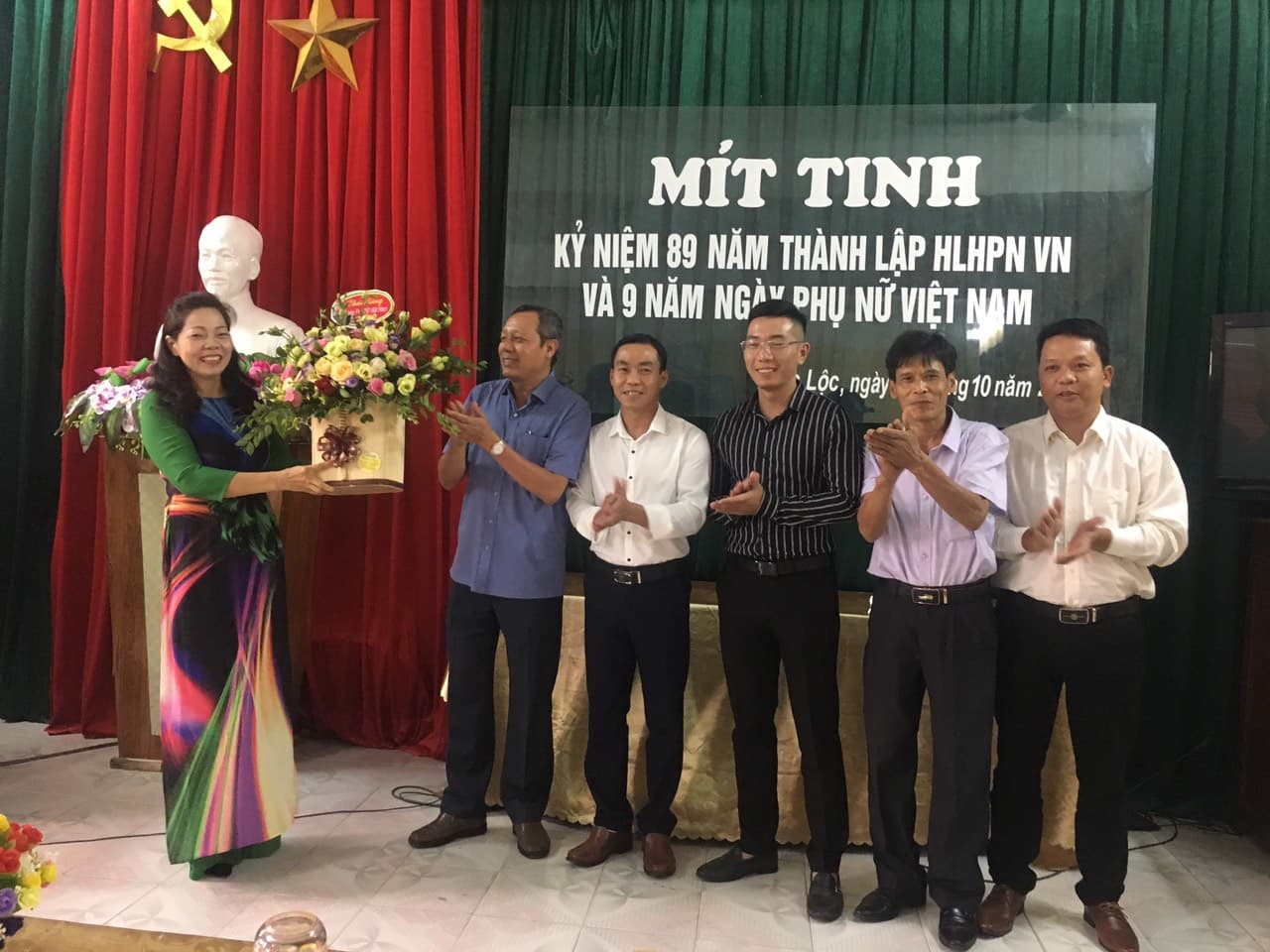TTYT Gia Lộc: Mít-tinh kỷ niệm 89 năm ngày thành lập Hội liên hiệp phụ nữ Việt Nam và 9 năm ngày Phụ nữ Việt Nam